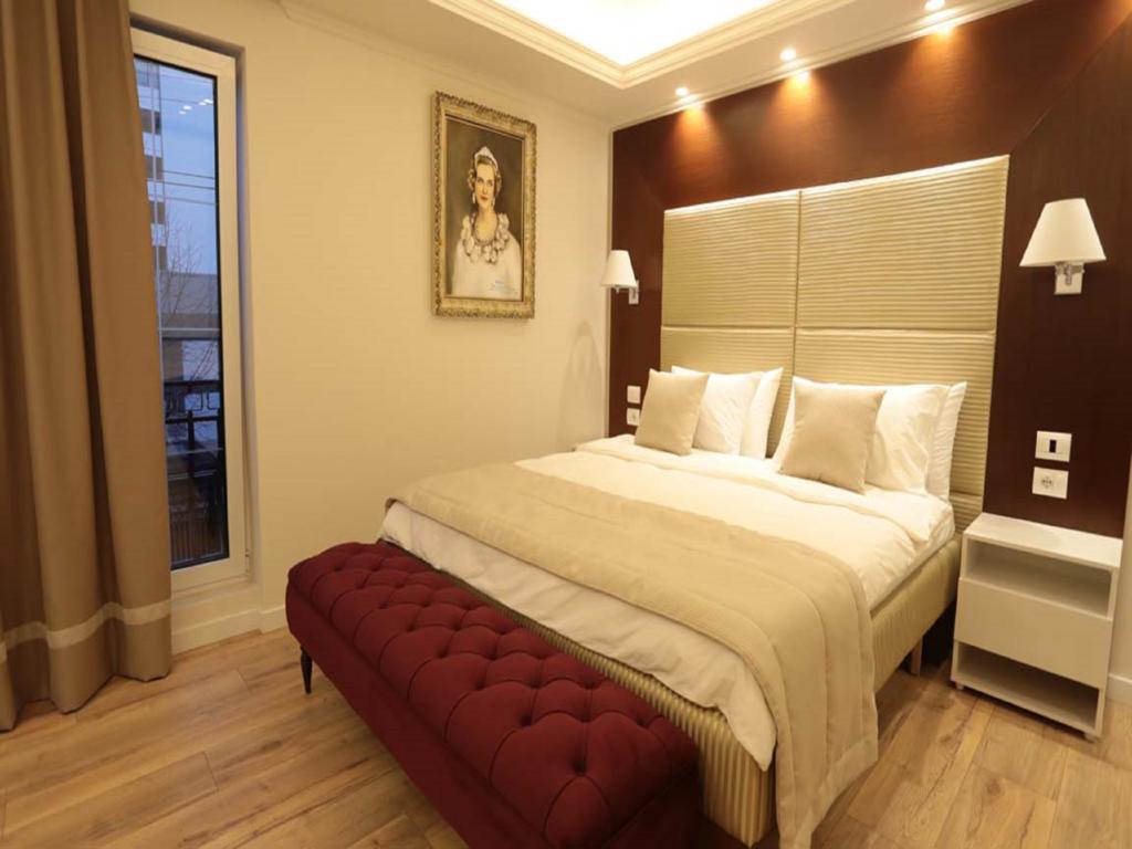 Hotel Queen Selitë e Vogël Exterior foto